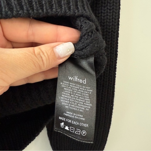 Aritzia Wilfred Montpellier Turtleneck Sweater Black Merino Wool Sz XS - Picture 10 of 16